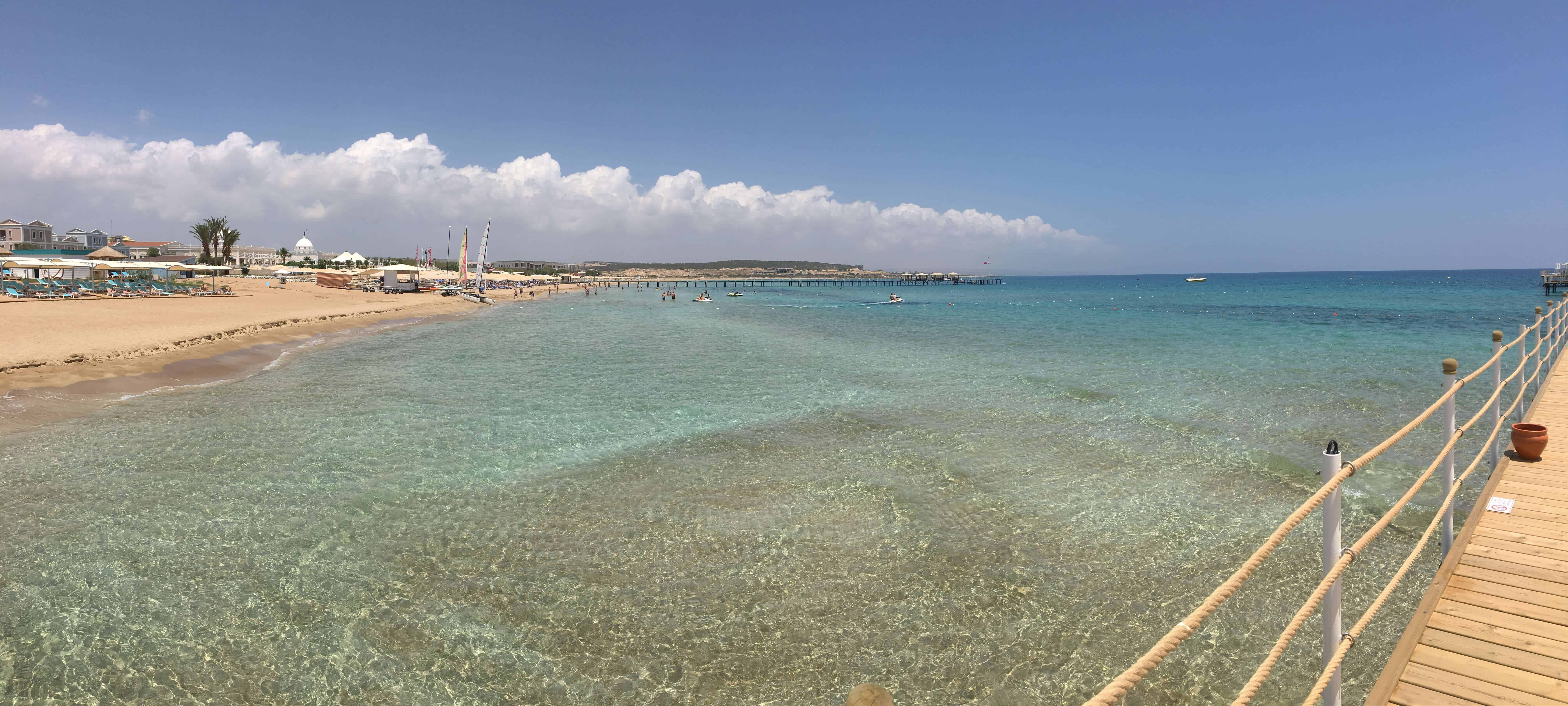 Severný Cyprus je kombináciou tureckých služieb a tyrkysového mora - cyprus more voda - Severný Cyprus je kombináciou tureckých služieb a tyrkysového mora