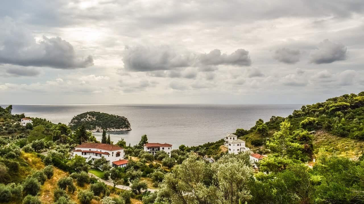 mamma mia - skopelos cestovanie gr  cko ostrov - Grécko je domovom filmu Mamma Mia