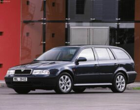 Najpredávanejším autom z ponuky AAA Auto je na Slovensku Škoda Octavia. Foto: netcarshow.com