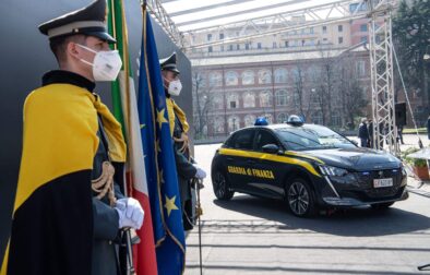 Slávnostné odovzdanie prvého modelu Peugeot e208 v Ríme. Foto: Peugeot