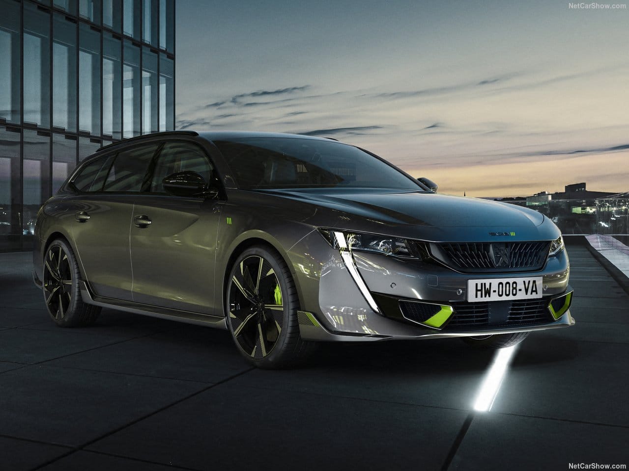 - 1 3 1 - Test: Peugeot 508 SW hybrid: Obývačka na kolesách