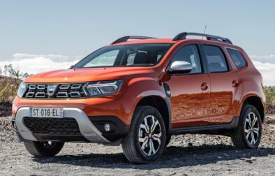 Nová Dacia Duster je po facelifte krajšia a modernejšia. Foto: netcarshow.com