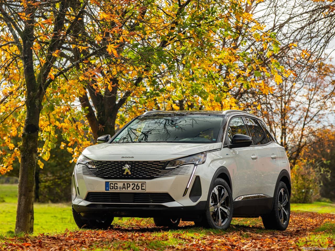 - 1 1 2 - Peugeot 3008 GT: Francúzska škola krásy a efektivity