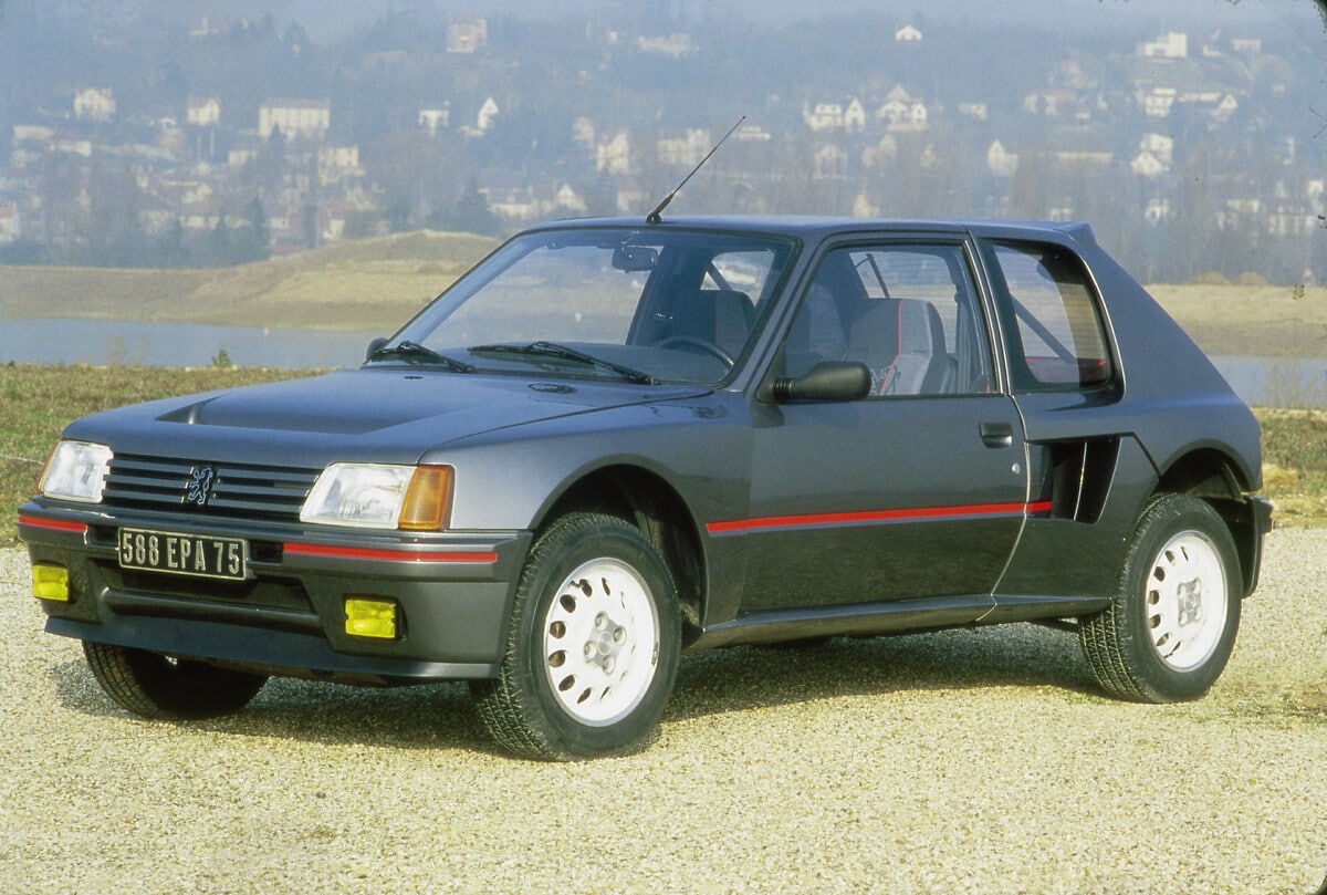 - 2 4 1 - Peugeot 205: Číslo, ktoré sa stalo legendou!